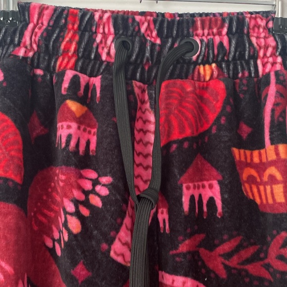 FARM Rio- velour pantsuit - Picture 8 of 11